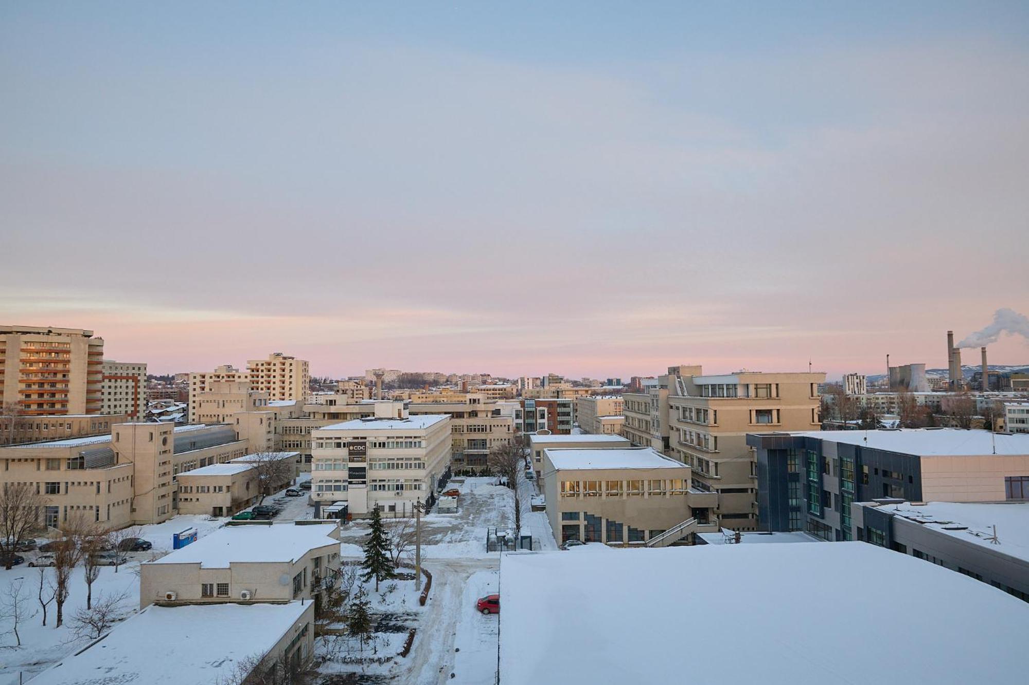 Cozy Collection Apartments At Palas Mall Yaş Dış mekan fotoğraf