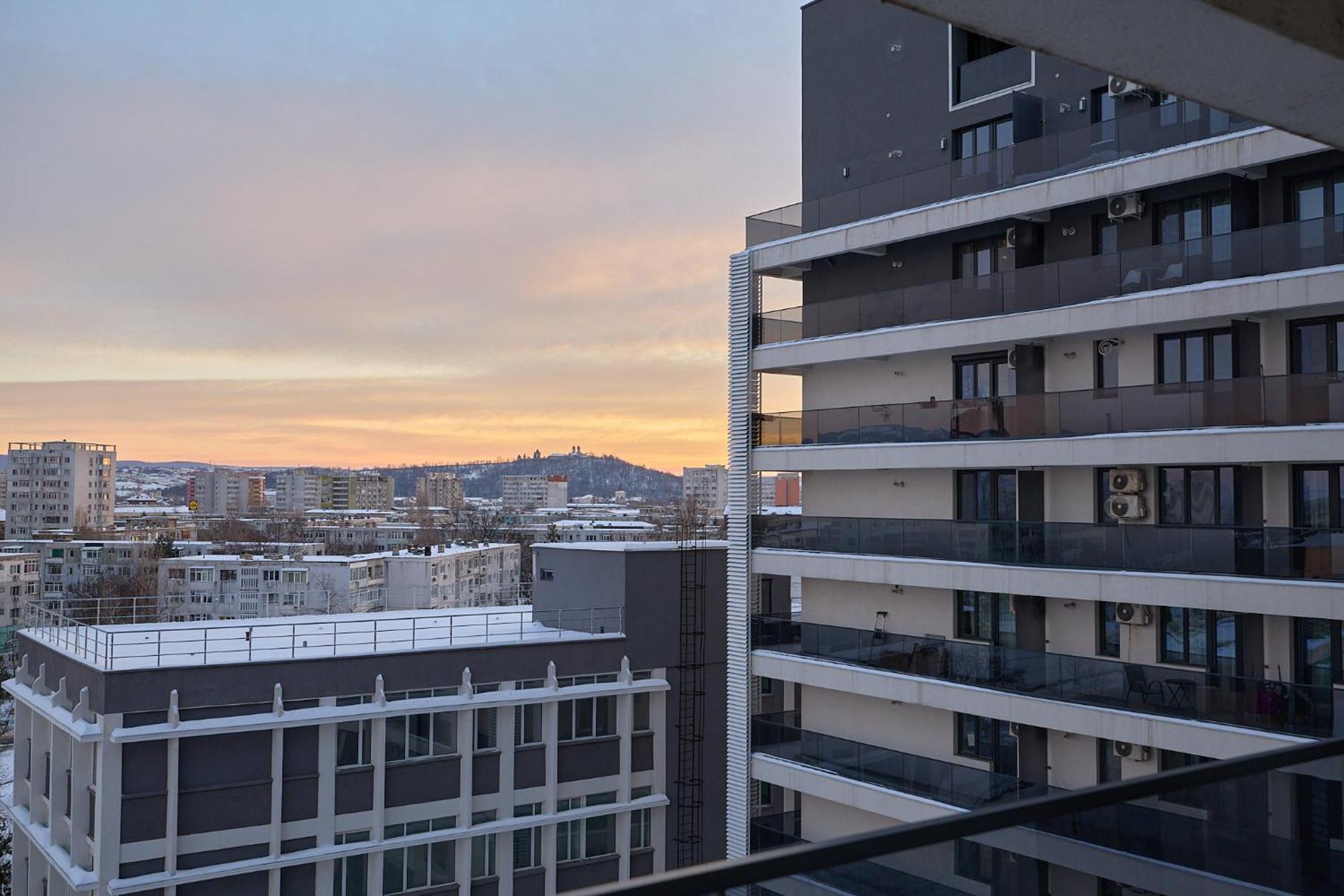 Cozy Collection Apartments At Palas Mall Yaş Dış mekan fotoğraf