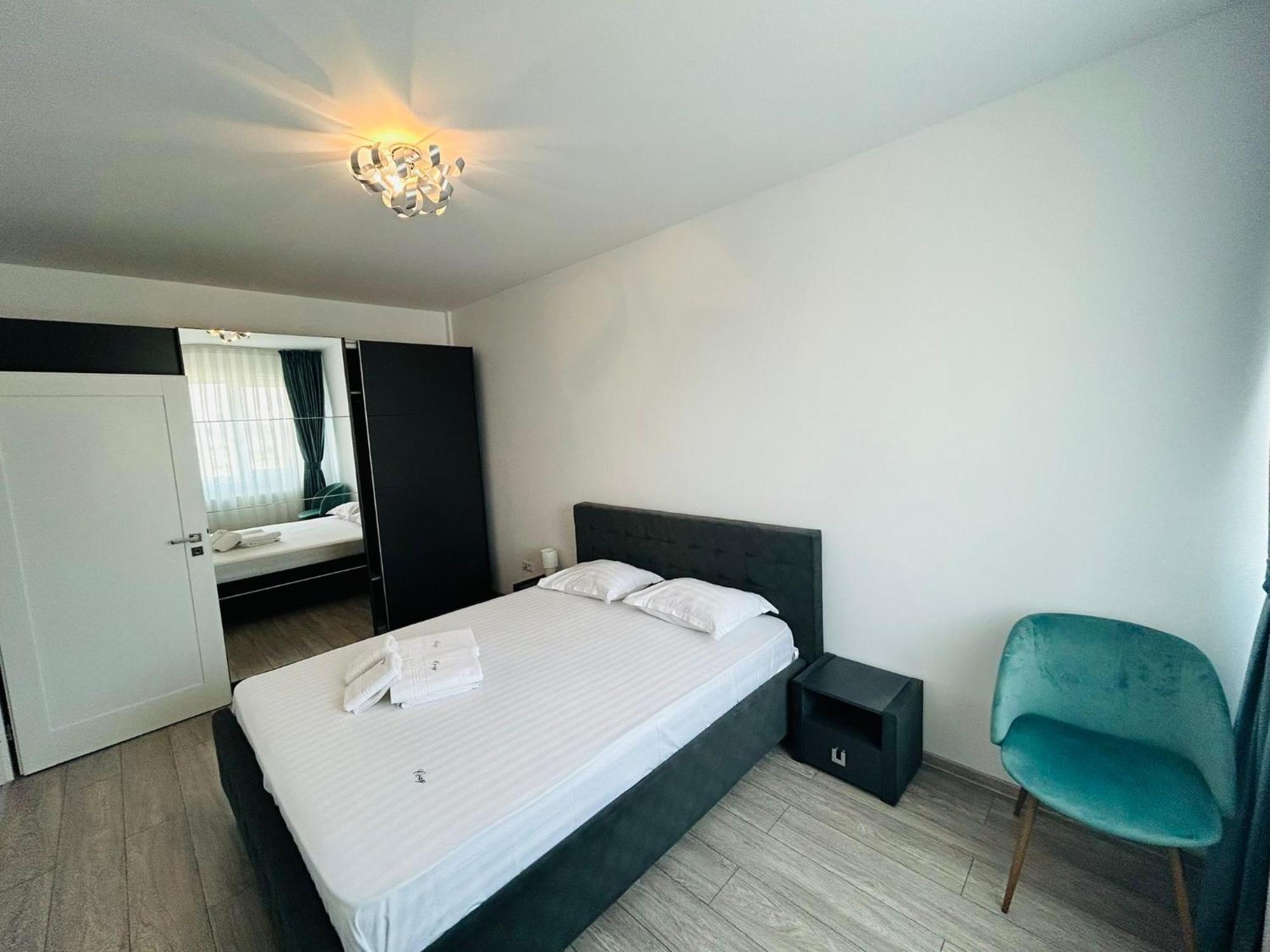Cozy Collection Apartments At Palas Mall Yaş Dış mekan fotoğraf