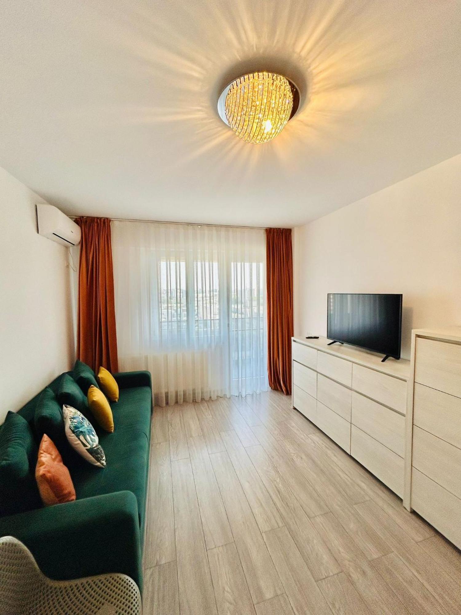 Cozy Collection Apartments At Palas Mall Yaş Dış mekan fotoğraf